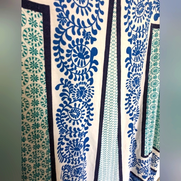 *3 for $20* Ann Taylor - T-shirt - Picture 3 of 5